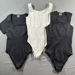 OQQ Women's 3-Piece Bodysuit Set Women’s Size M Grey Black